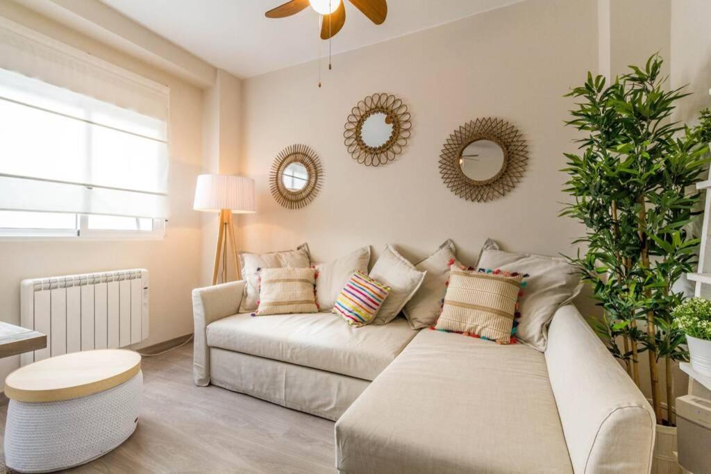 Cosy & Downtown Flat Valencia. Appartamento Esterno foto